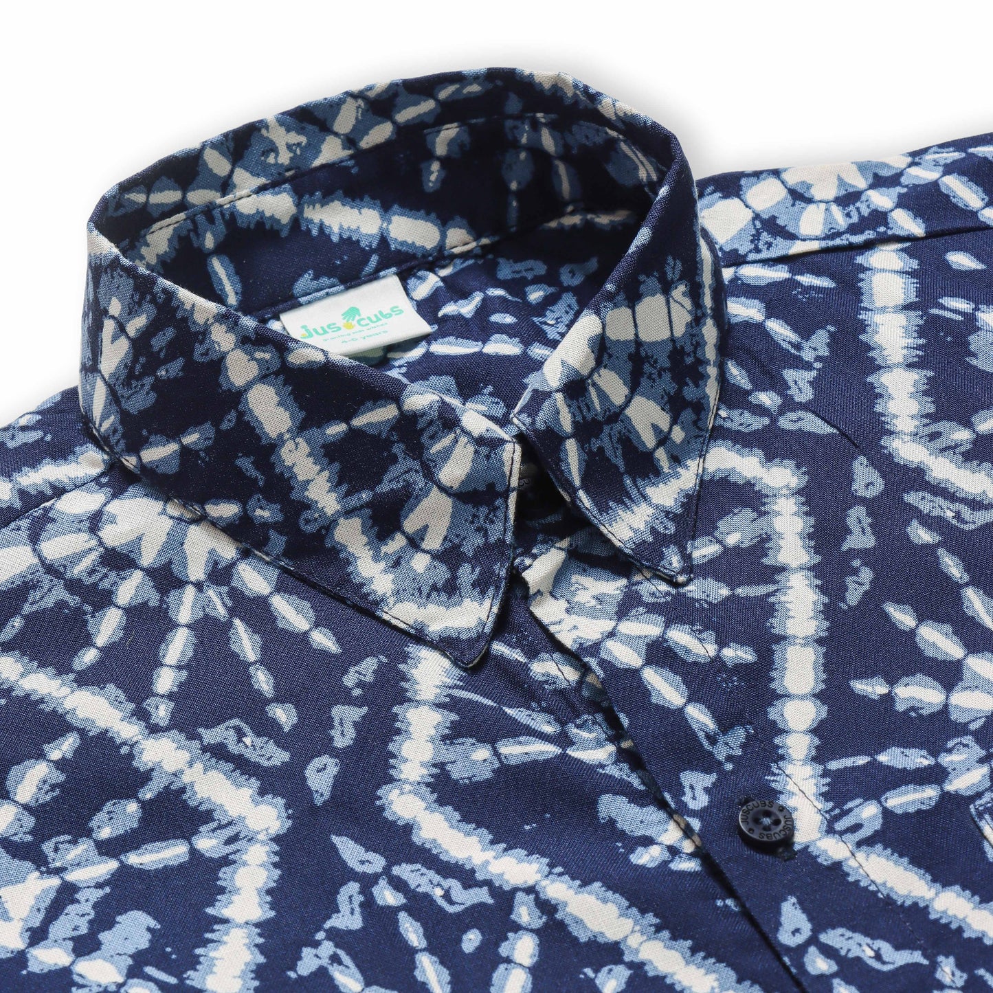 "Boys’ Navy Tie-Dye Printed Short Sleeve Button-Down Shirt – Stylish Indigo Geometric Pattern Casual Wear"
