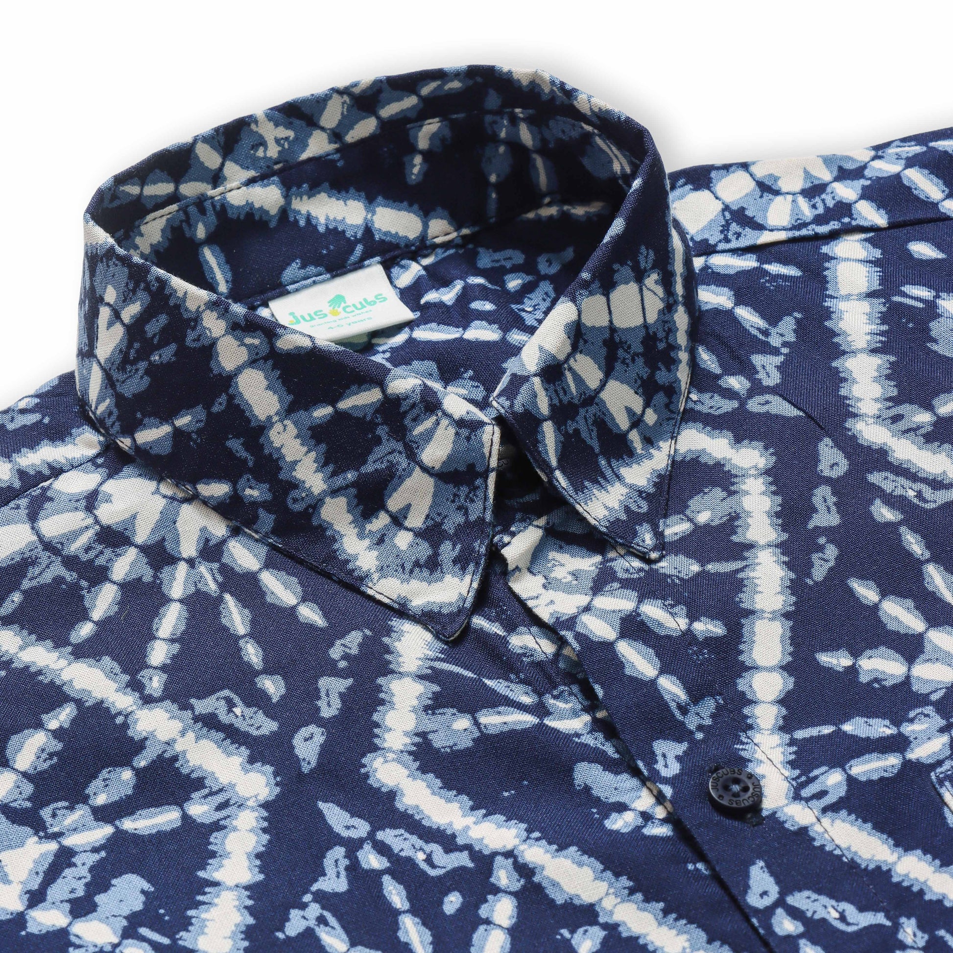 "Boys’ Navy Tie-Dye Printed Short Sleeve Button-Down Shirt – Stylish Indigo Geometric Pattern Casual Wear"