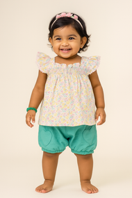 "Baby Girls Cotton 2-Piece Set – Floral Smocked Top with Heart Pocket Shorts"
