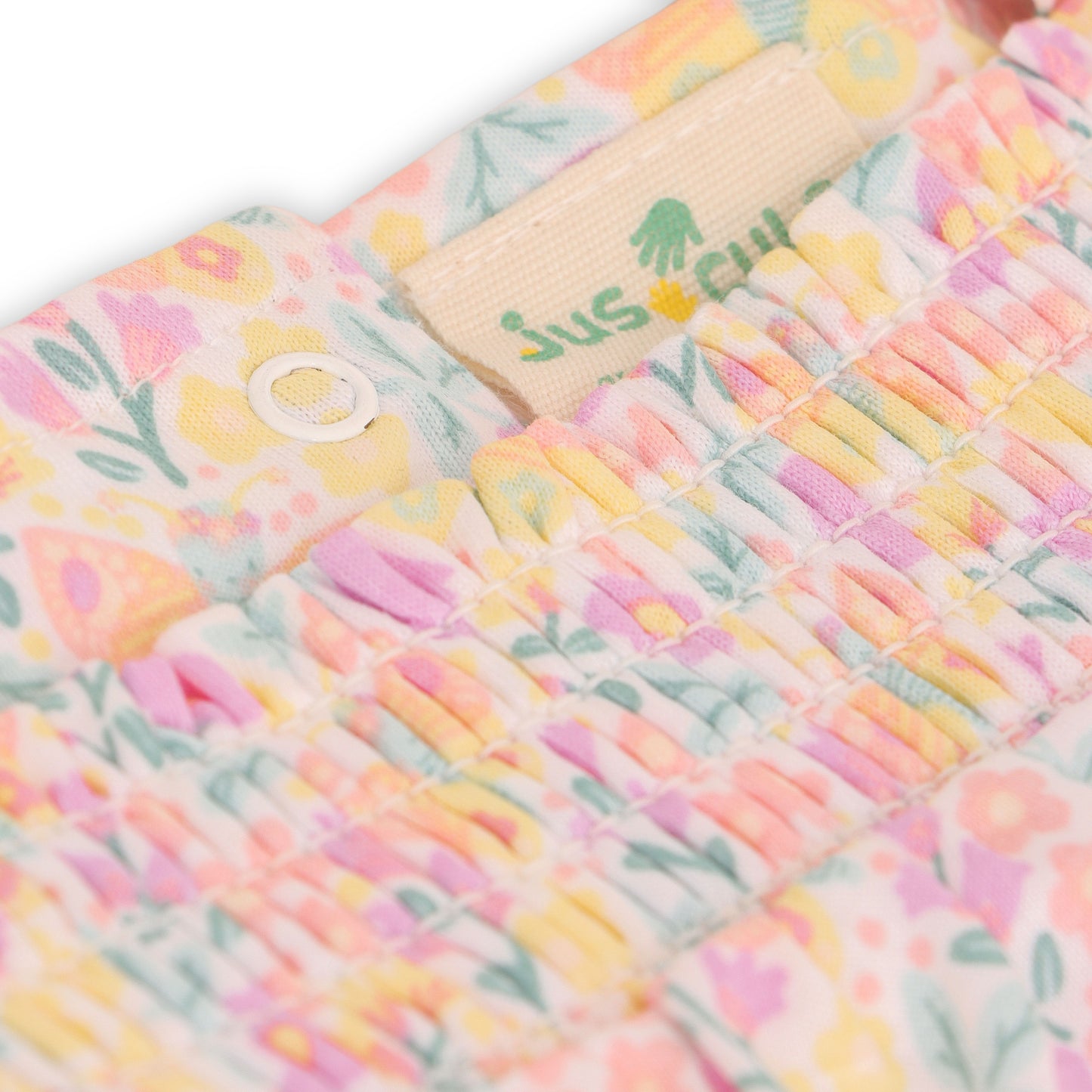 "Baby Girls Cotton 2-Piece Set – Floral Smocked Top with Heart Pocket Shorts"