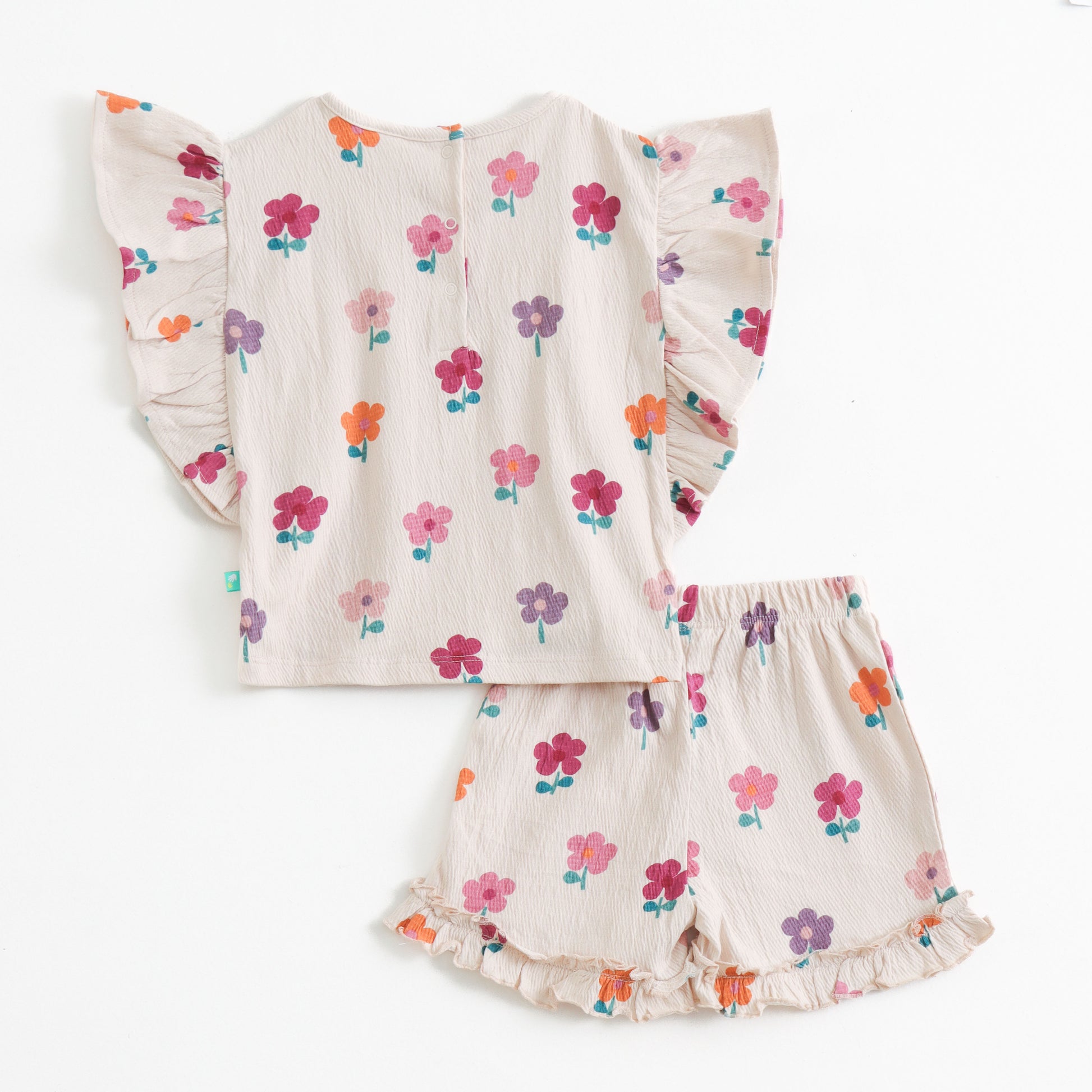 "Baby Girl Floral Top and Shorts Set with Ruffle Sleeves"
