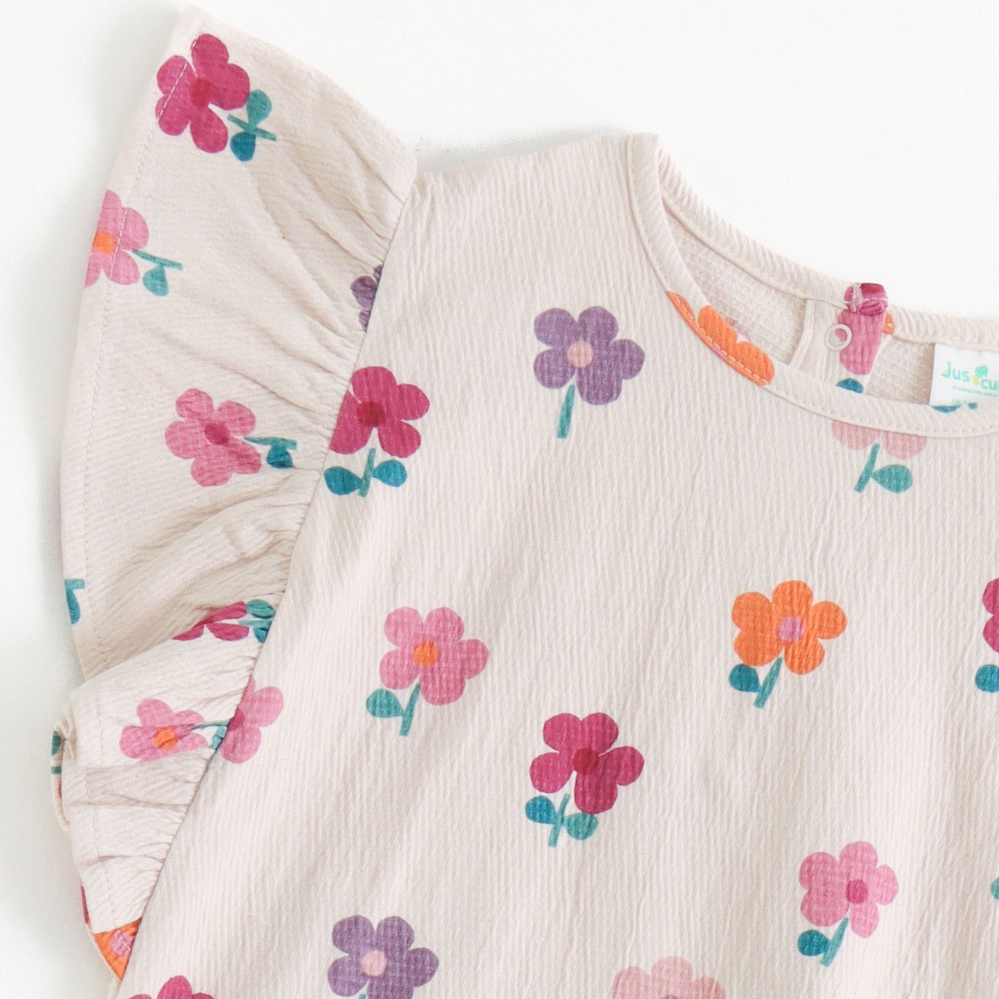 "Baby Girl Floral Top and Shorts Set with Ruffle Sleeves"