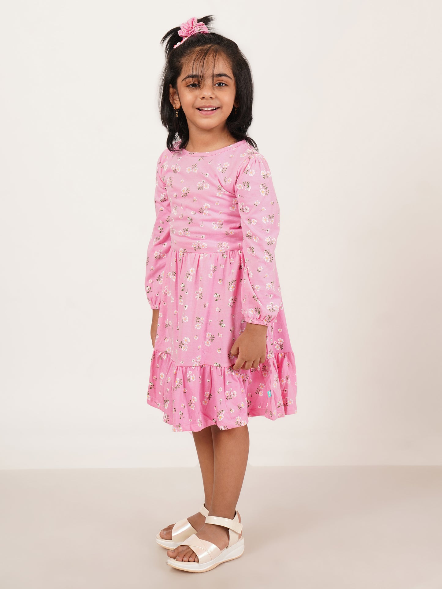 "Girls' Long Sleeve Pink Floral Print Cotton Dress with Ruffle Hem"