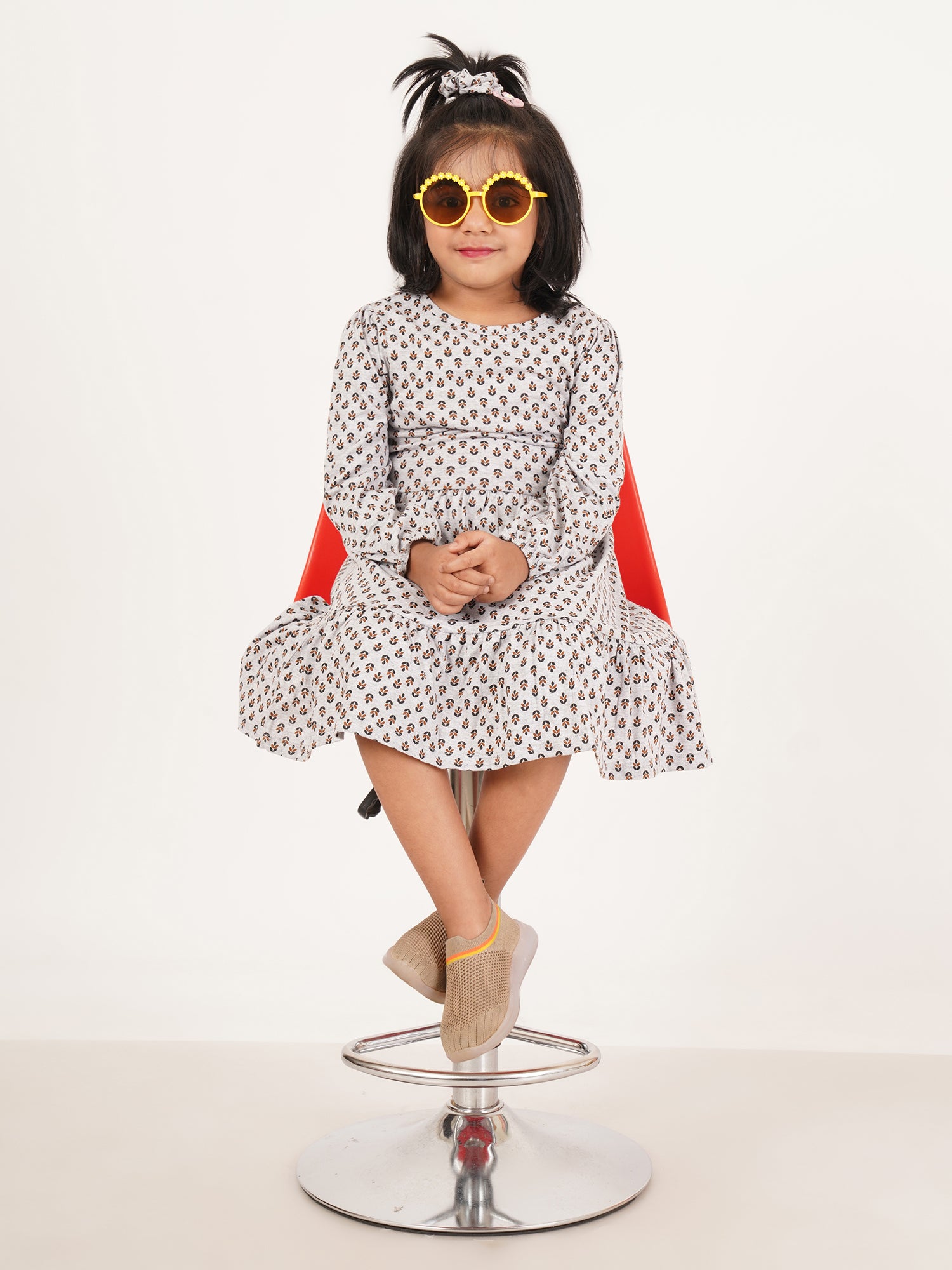 "Girls' Long Sleeve Grey Floral Print Cotton Dress with Tiered Ruffle Skirt"