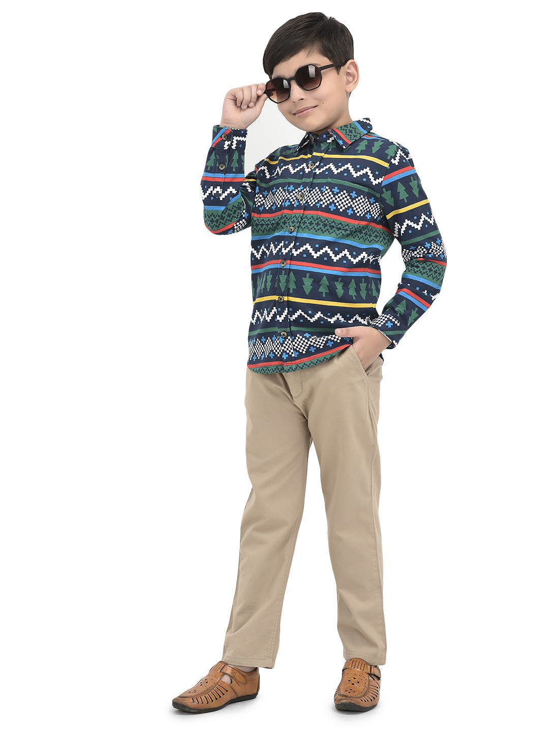 Boys' Long Sleeve Button-Up Flannel Shirt – Festive Forest & Geometric Print
