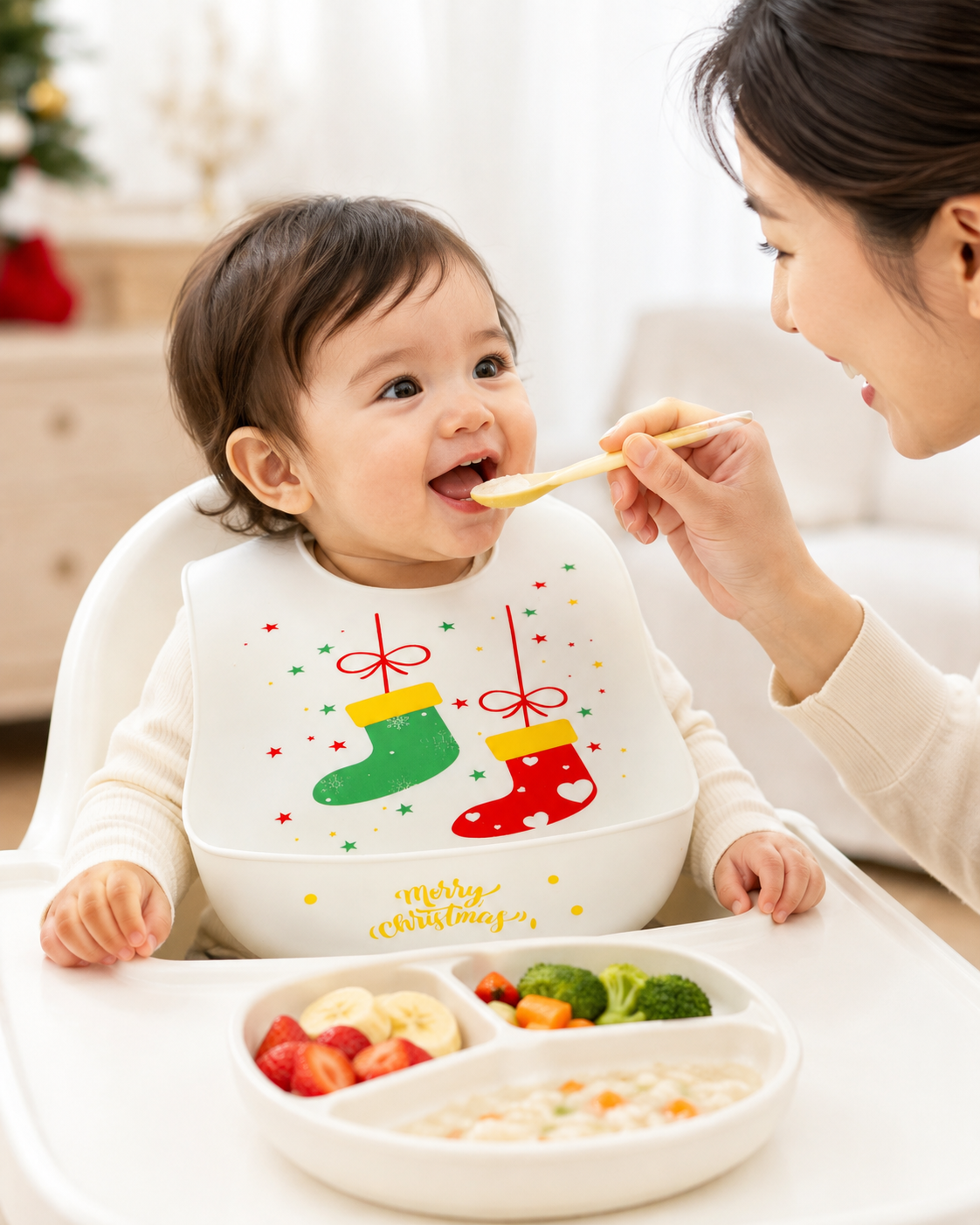 Baby Silicone Feeding Bib with Food Catcher Pocket – White Christmas Print
