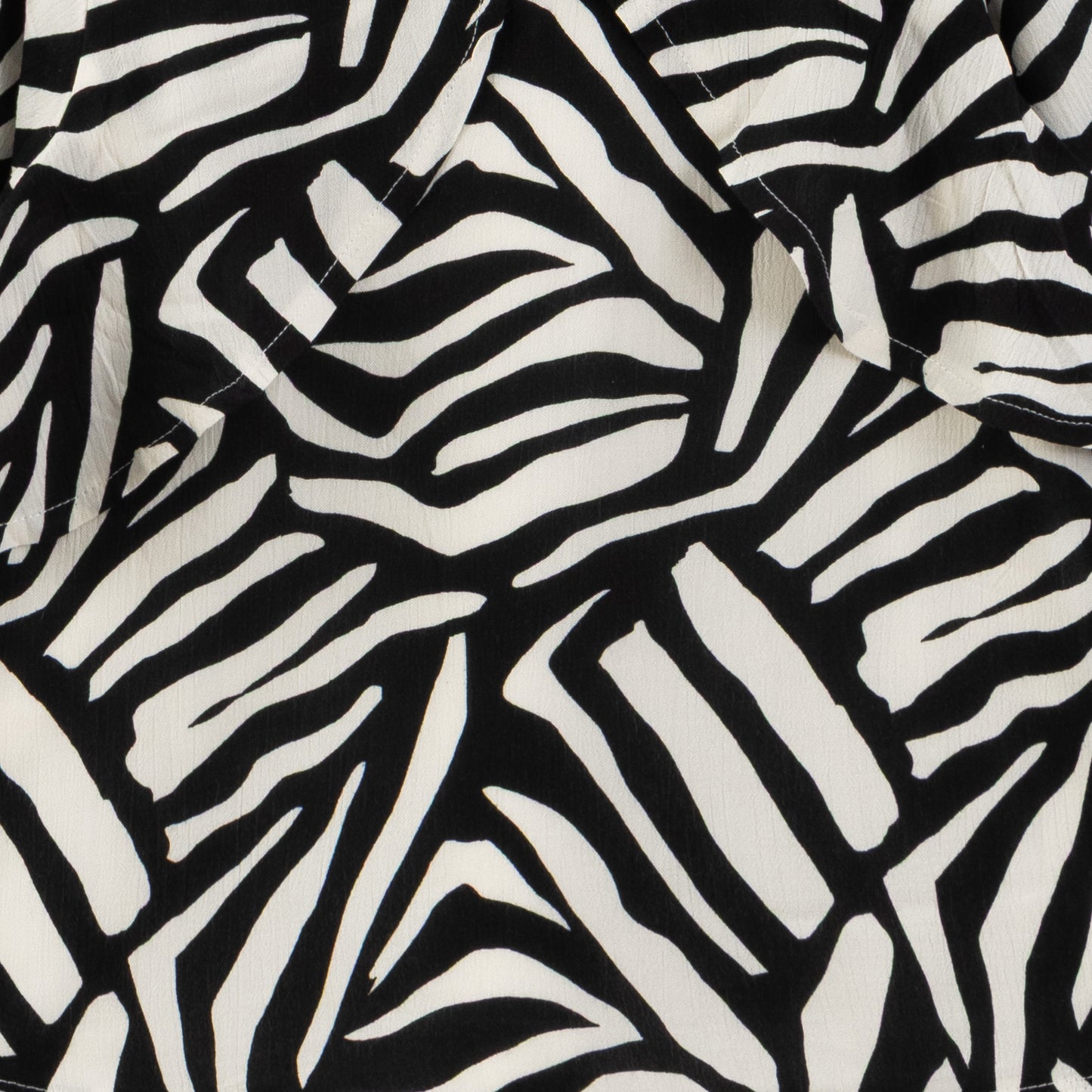 Girls' Zebra Print Long Sleeve Top – Stylish & Comfortable