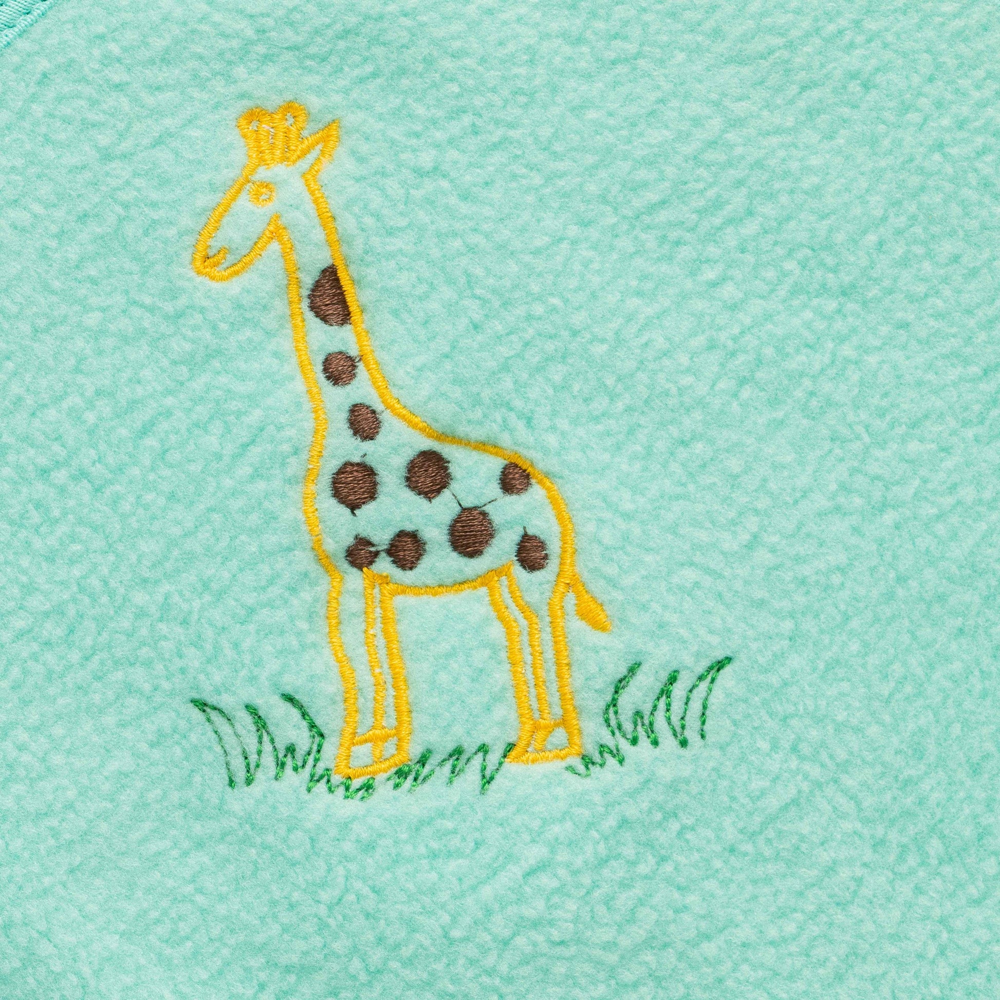 Soft Green Baby Hooded Towel – Cozy Cotton Newborn Bath Wrap with Giraffe Embroidery"